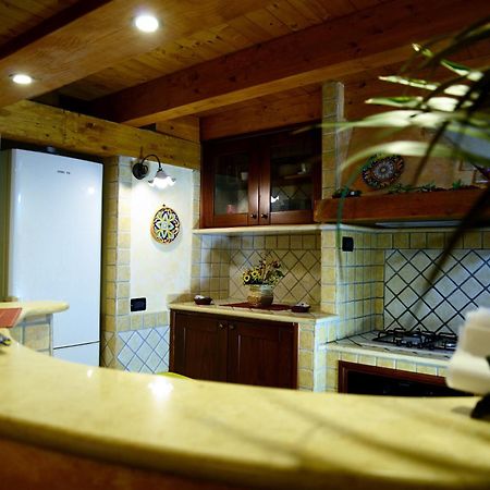 Alla Corte Dei Ventimiglia Montelepre 外观 照片