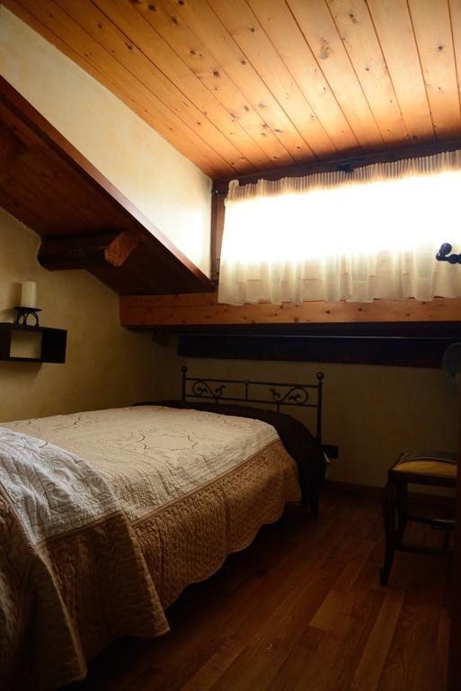 Alla Corte Dei Ventimiglia Montelepre 客房 照片
