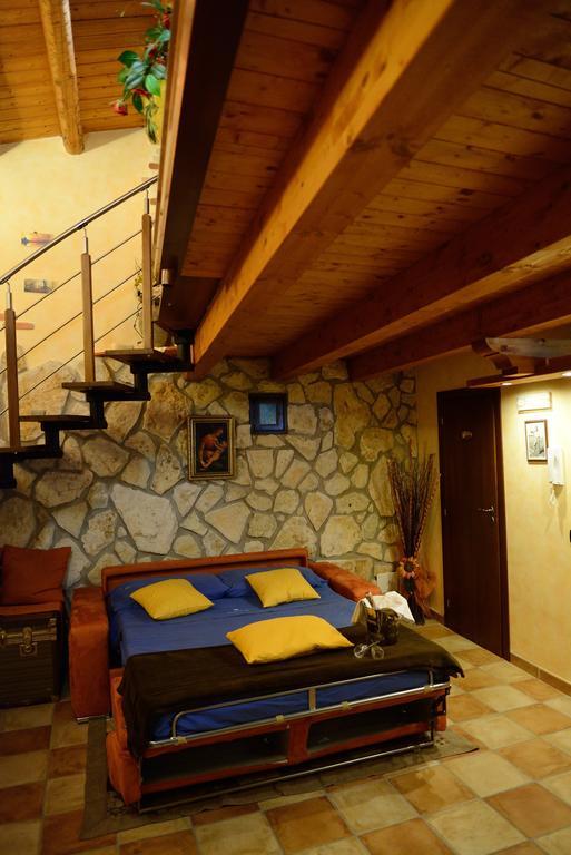 Alla Corte Dei Ventimiglia Montelepre 外观 照片