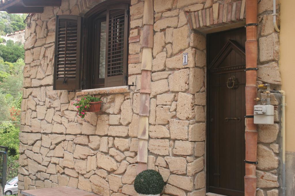 Alla Corte Dei Ventimiglia Montelepre 外观 照片