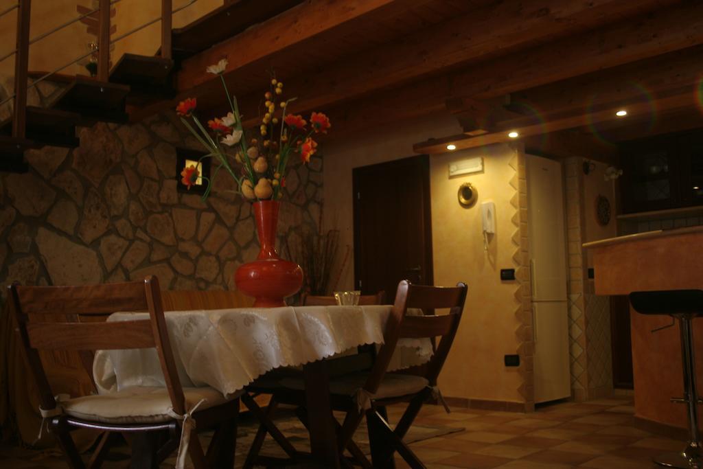 Alla Corte Dei Ventimiglia Montelepre 外观 照片